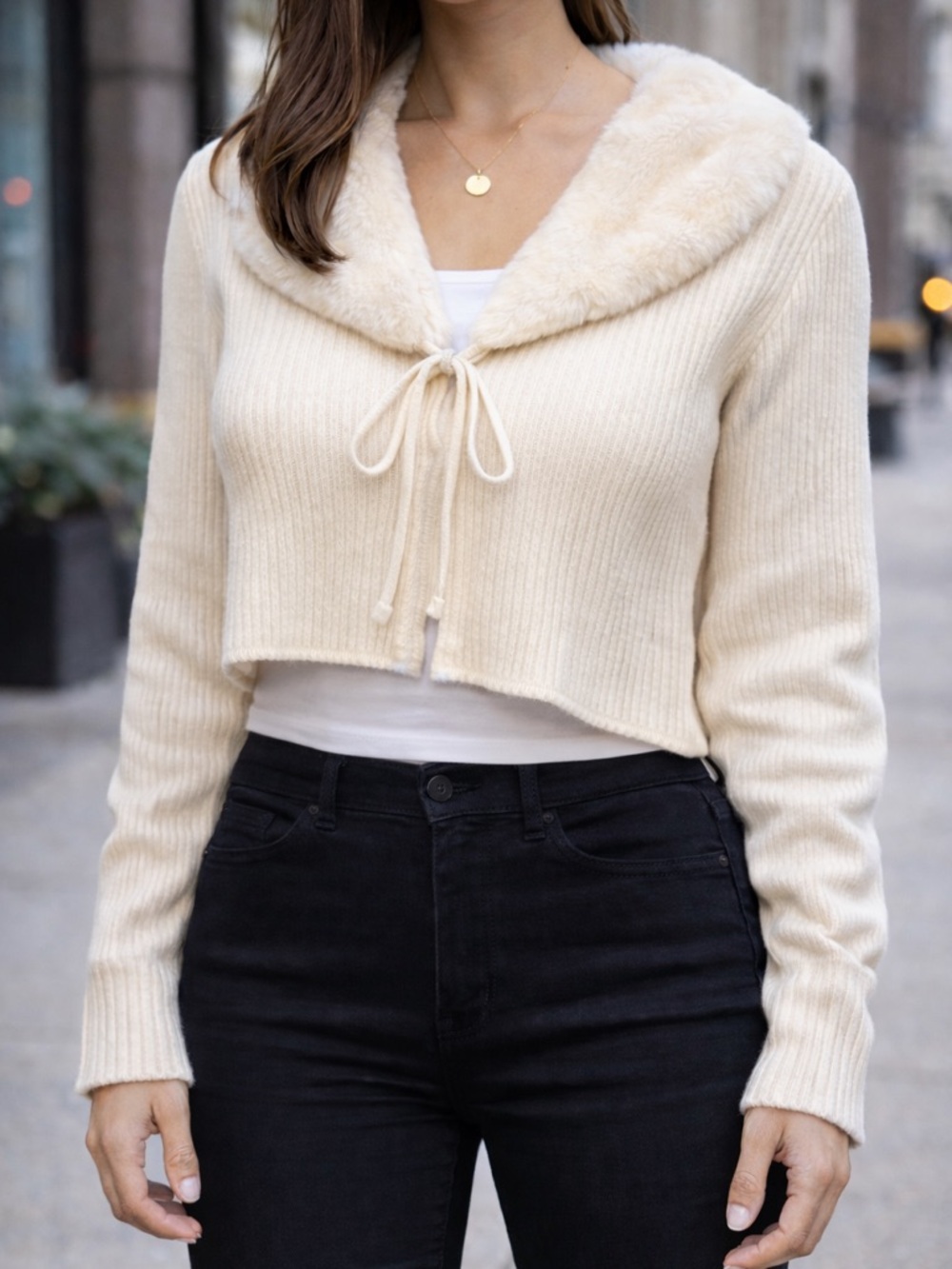 Faux-Fur Trim Cropped Knit Sweater Cardigan - Cream